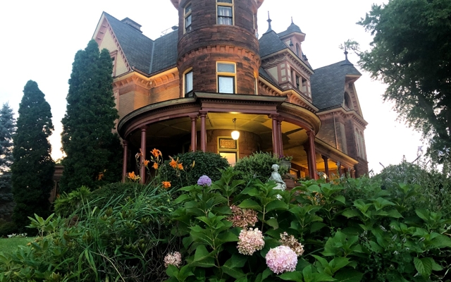Picture for The Henderson Castle