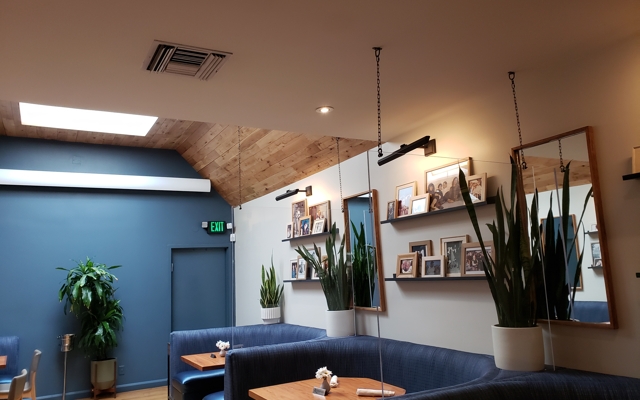 תמונה עבור Milky Way Restaurant & Kosher Suites
