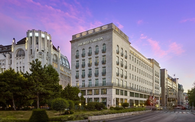 תמונה עבור The Ritz-Carlton Budapest