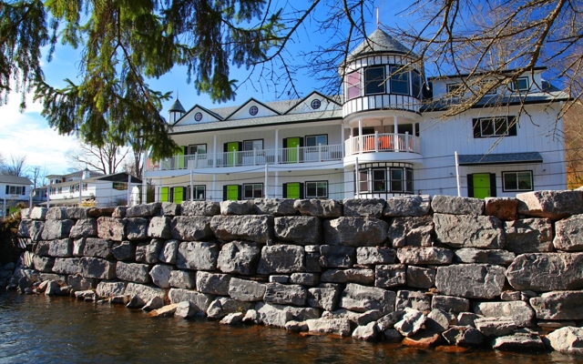 Picture for The Roxbury Motel