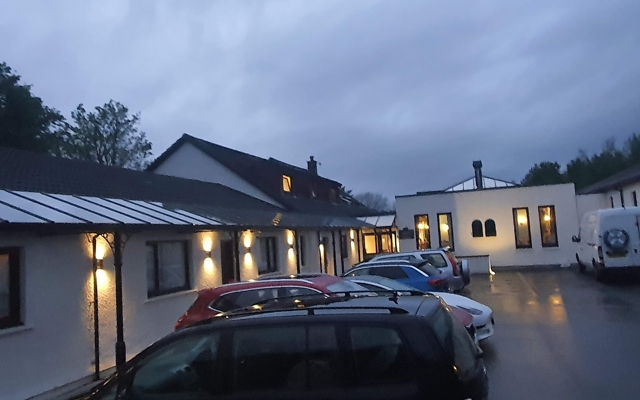 תמונה עבור Skye's Hotel