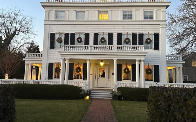 Picture for Topping Rose House
