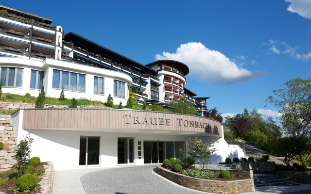 תמונה עבור Traube Tonbach