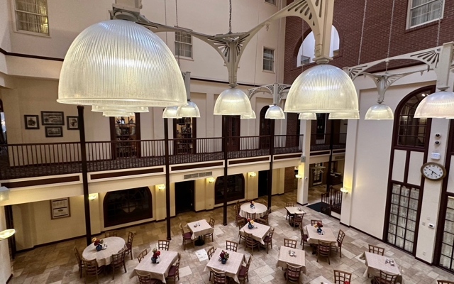 Picture for DeSoto House Hotel