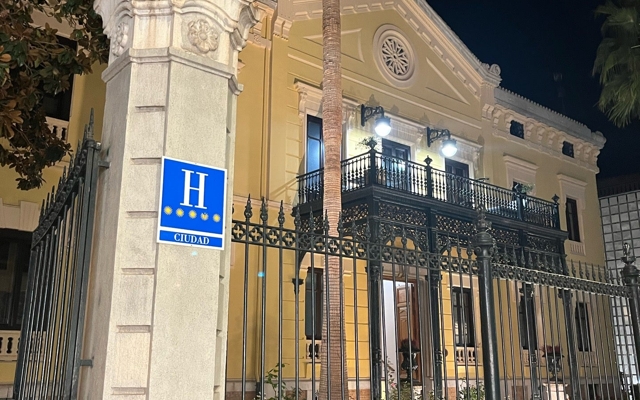 תמונה עבור Hospes Palacio de los Patos