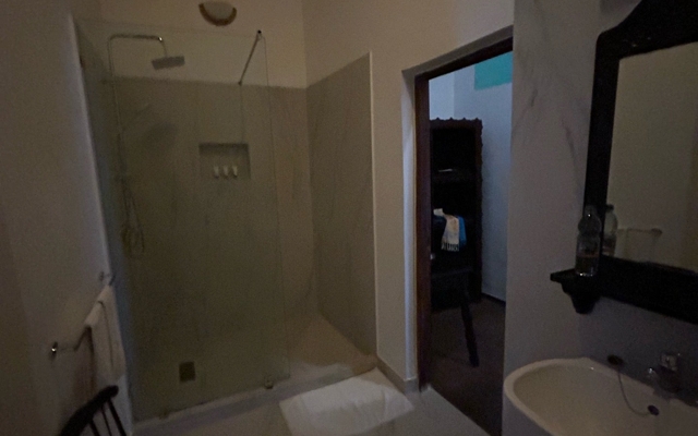 תמונה עבור Kisiwa House