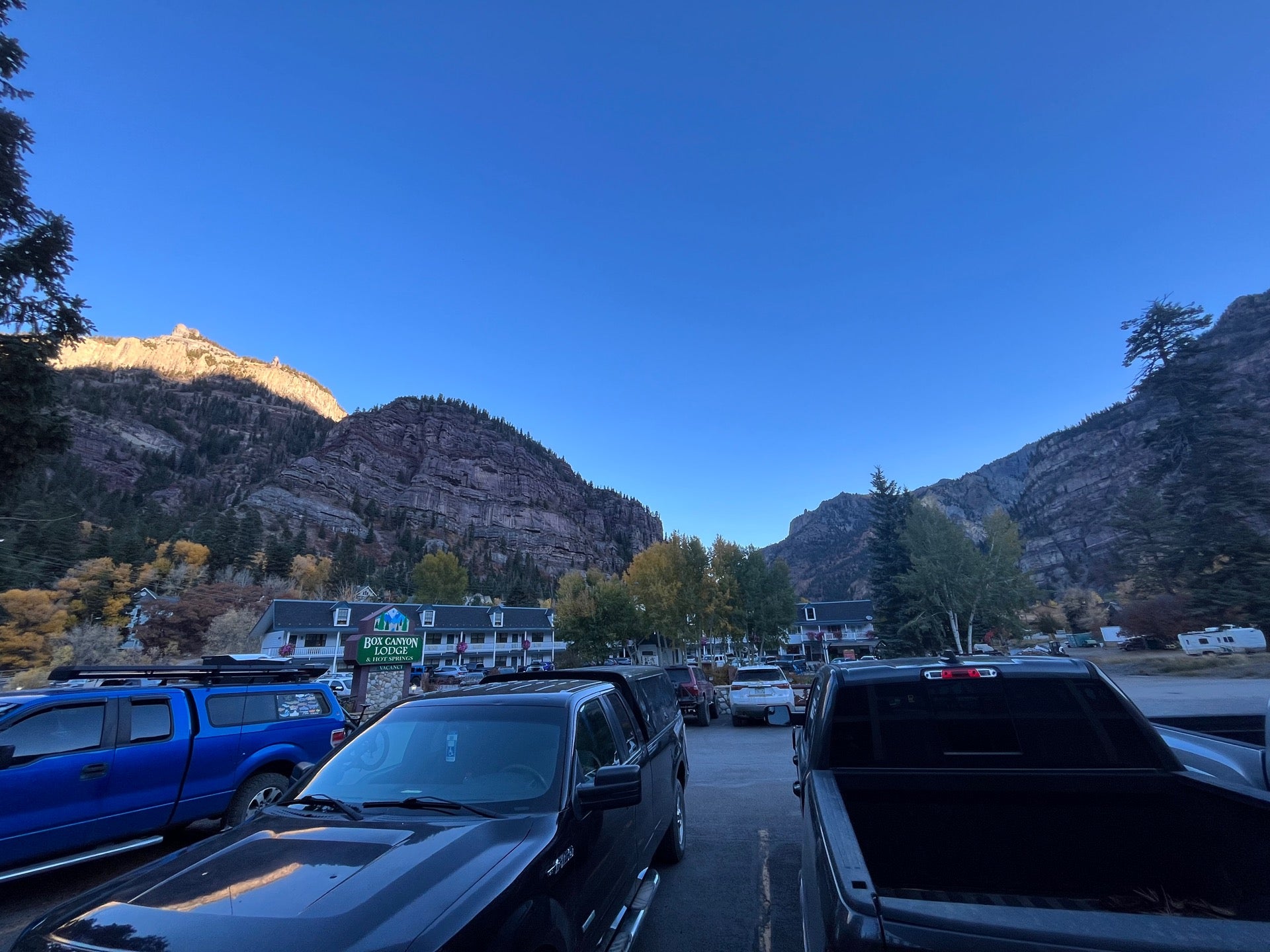 Box Canyon Lodge & Hot Springs