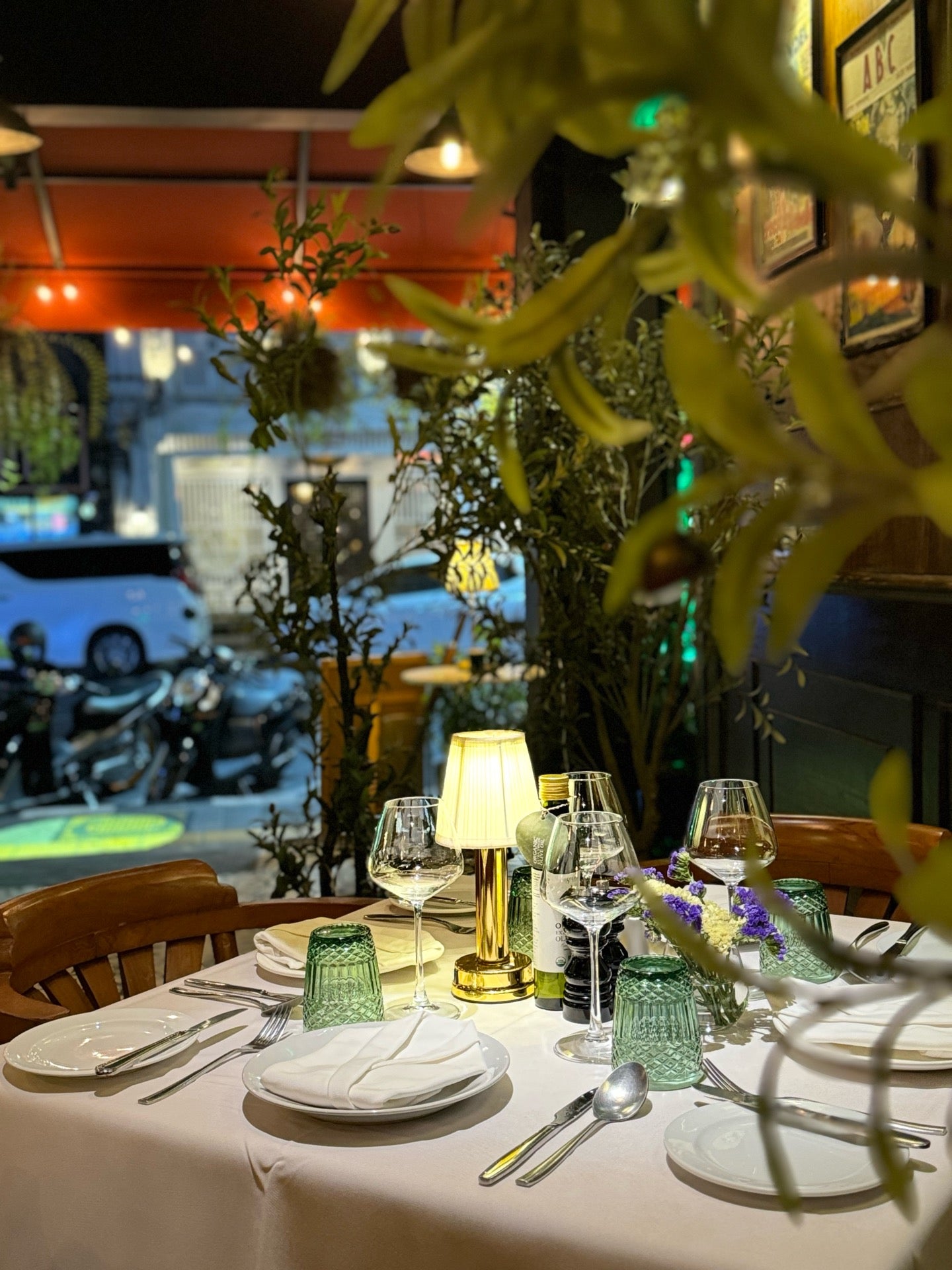 תמונה עבור Brasserie Phuket