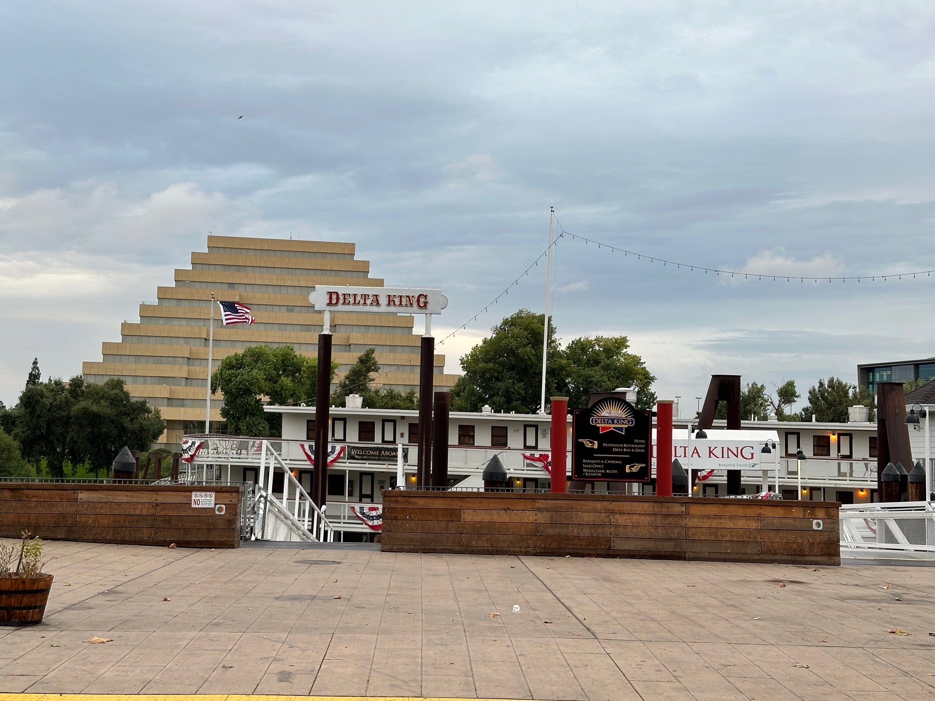 Picture for Delta King Hotel