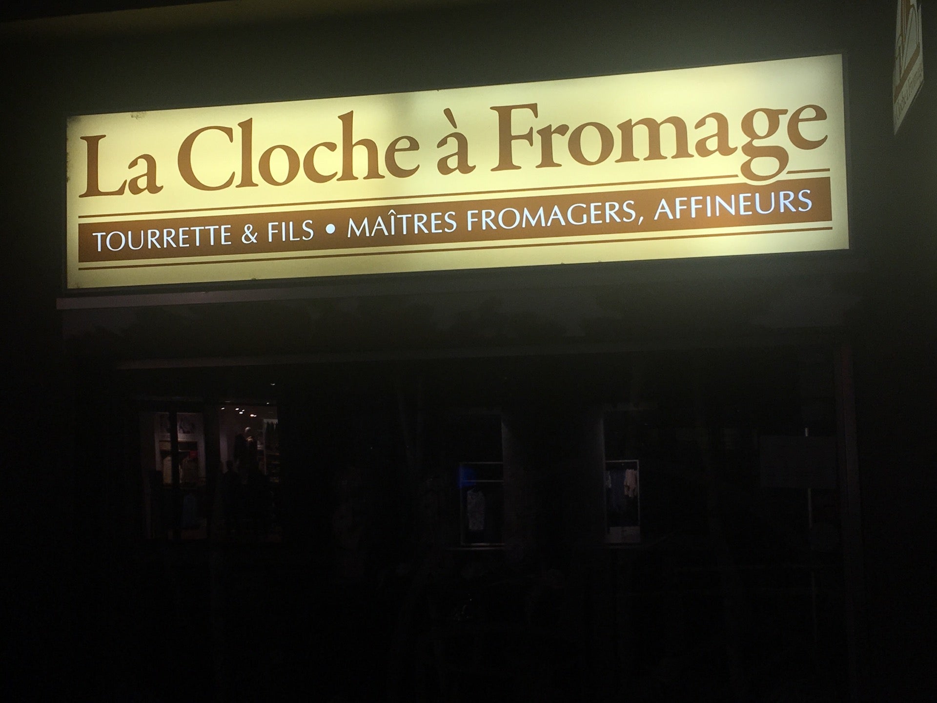 תמונה עבור La Cloche à Fromage