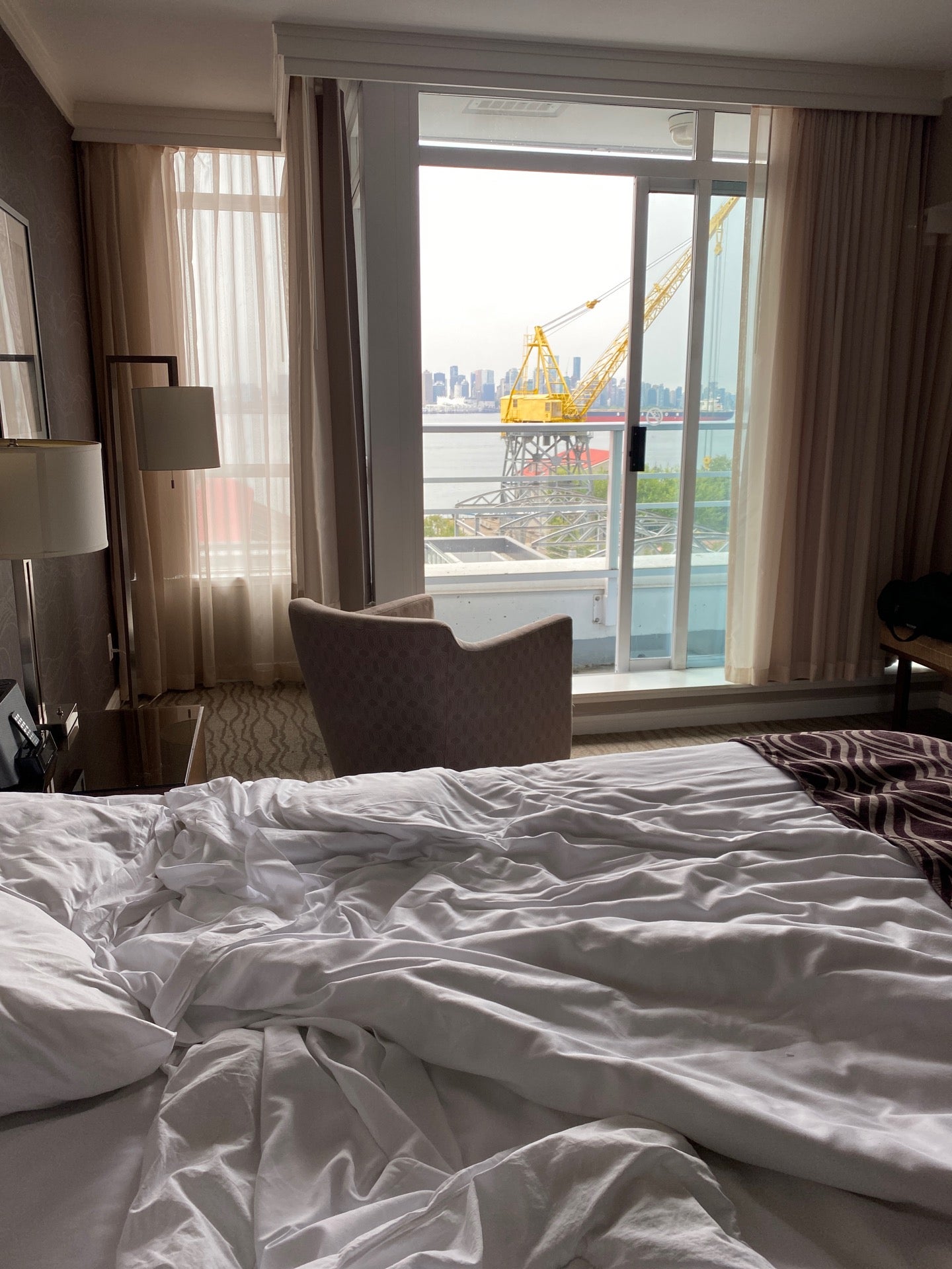 תמונה עבור Pinnacle Hotel at the Pier