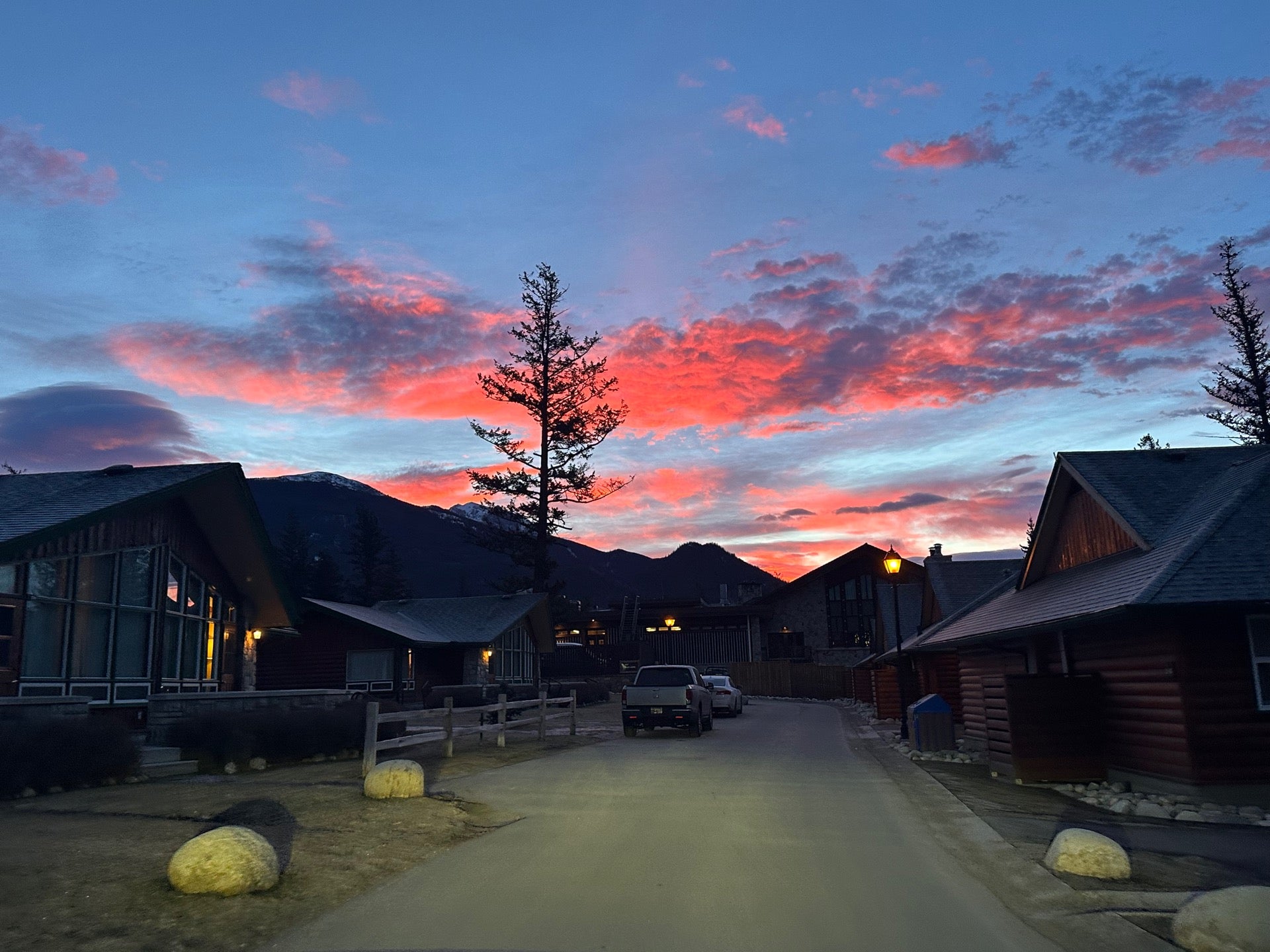 תמונה עבור Jasper Park Lodge