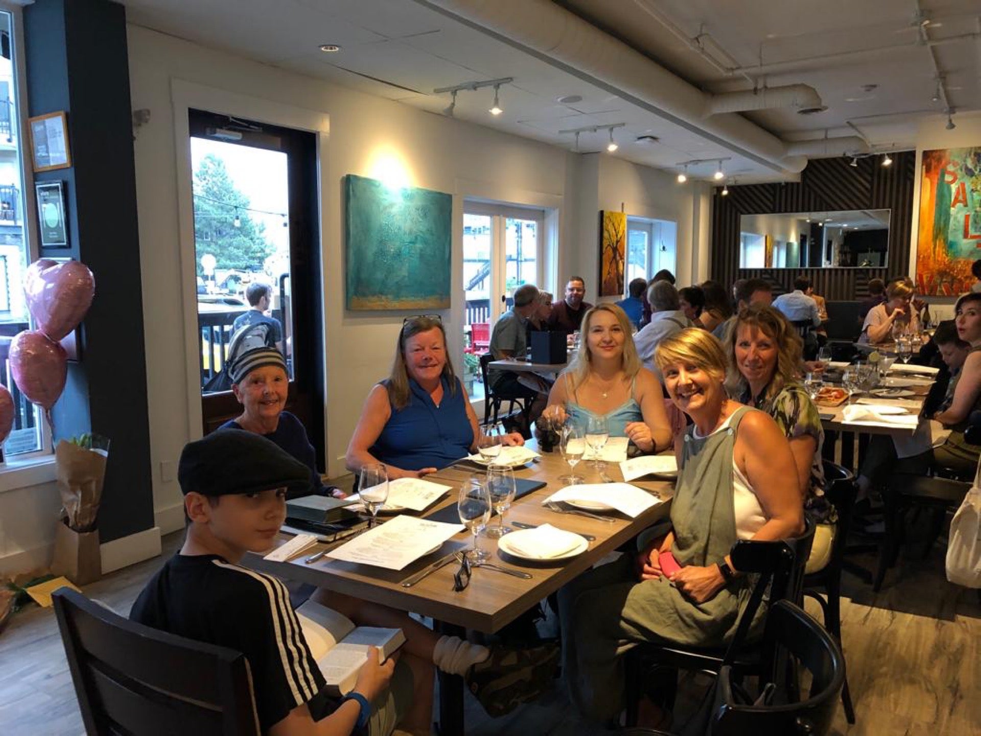 תמונה עבור The Salted Vine Kitchen + Bar