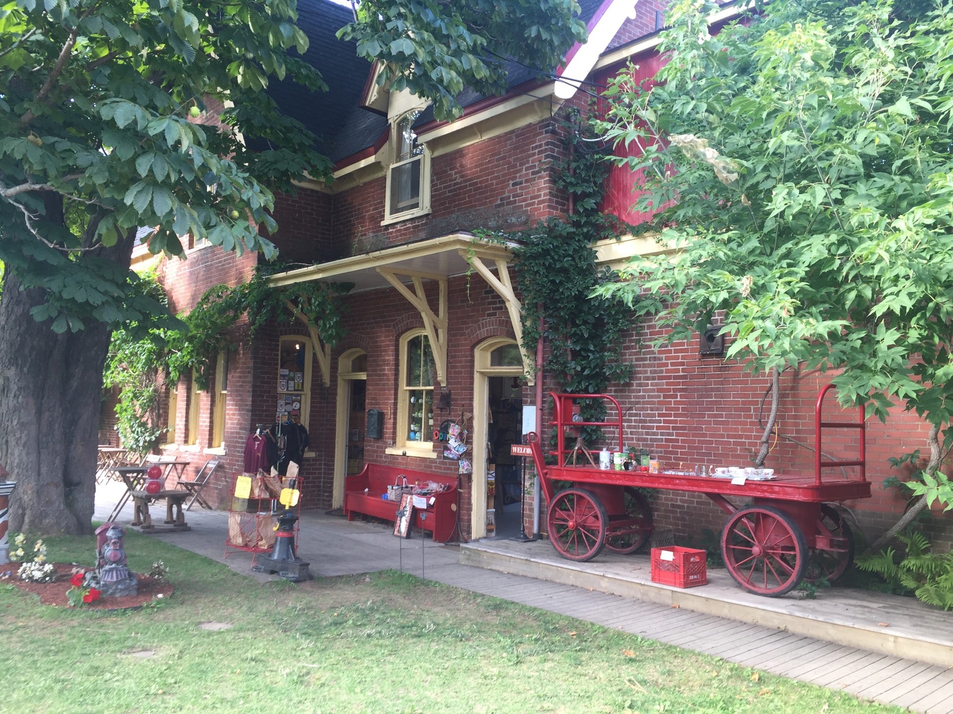 Picture for Train Station Inn