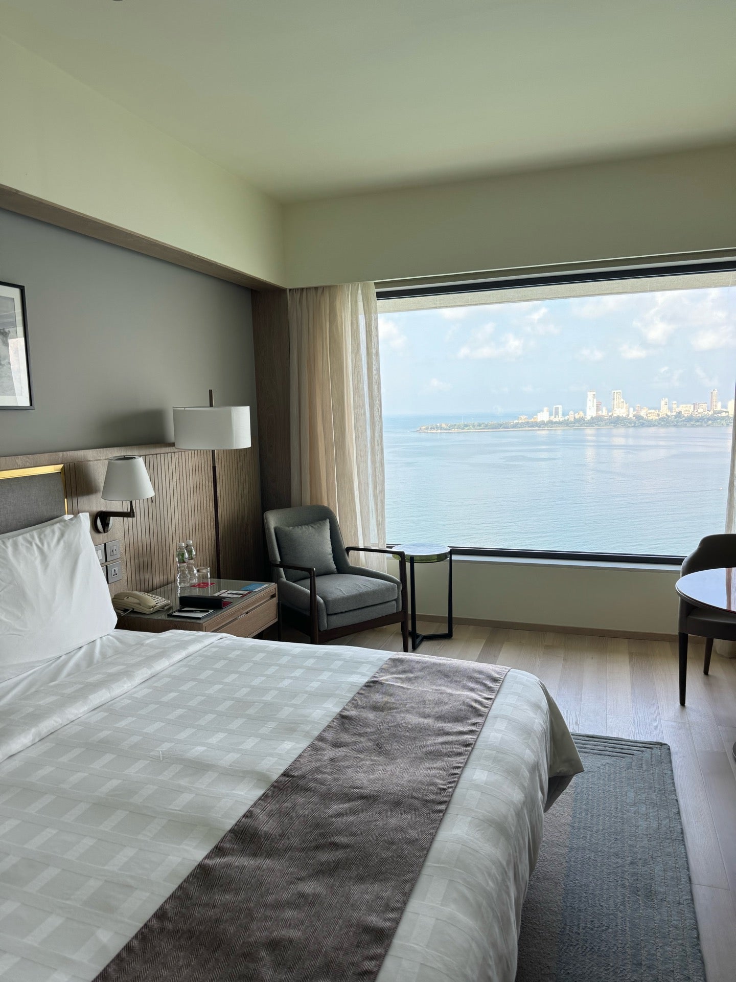 תמונה עבור Trident Nariman Point
